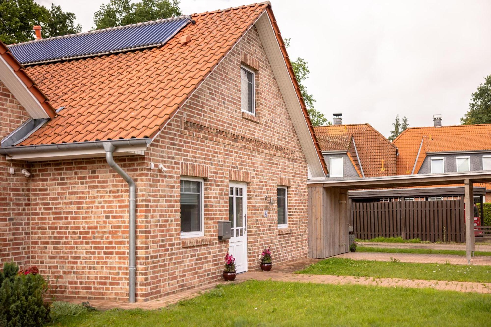 Erholungnow-Haus In Ruhiger Lage Villa Биспинген Екстериор снимка
